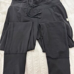 Vuori Women's Black Leggings